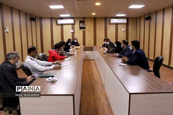 نشست هماهنگی بیست و سومین مانور سراسری زلزله و ایمنی مدارس خوزستان
