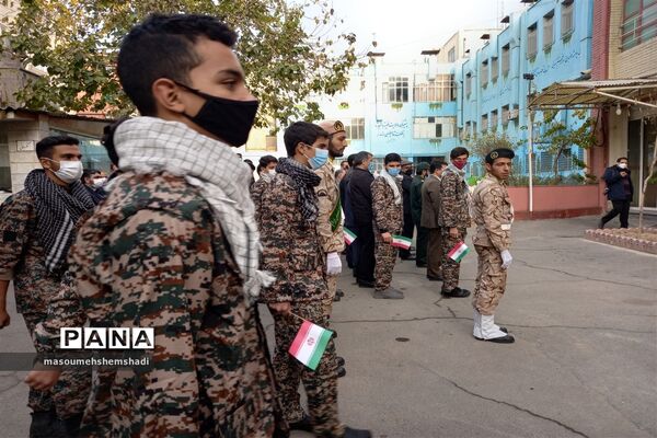 تجدید میثاق با آرمان‌های انقلاب و شهدا در منطقه 12