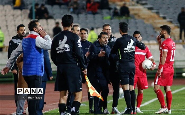 نامه‌نگاری‌های پرسپولیس در اعتراض به اشتباهات داوری