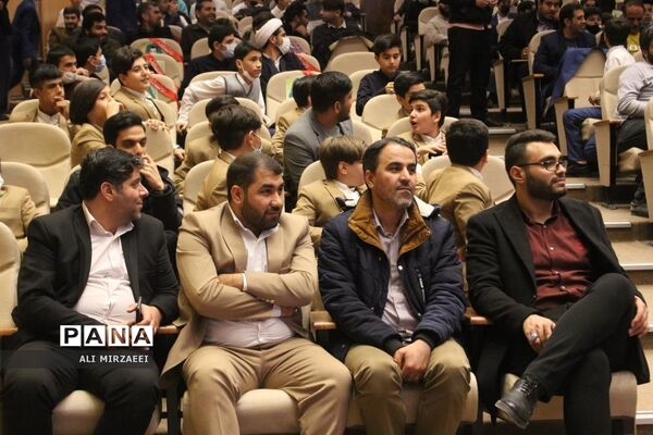 تجلیل از برترین‌های سرود دانش‌آموزی در قم
