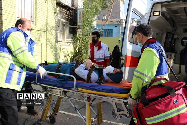 مانورآمادگی مقابله با زلزله درشهرستان اسلامشهر