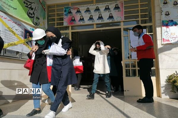 مانور آمادگی دربرابر زلزله
