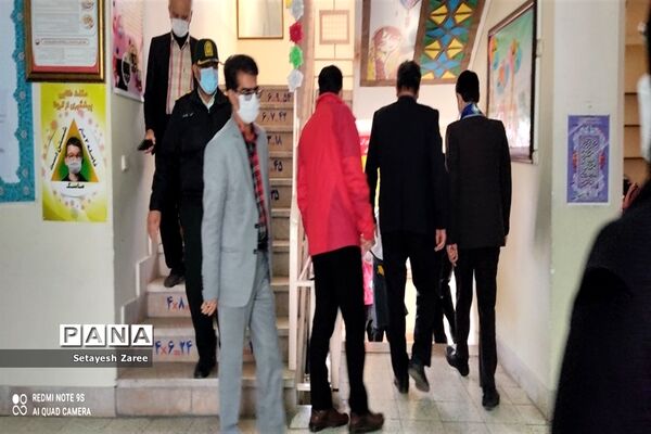 مانور زلزله در دبستان فرهنگ کاشمر