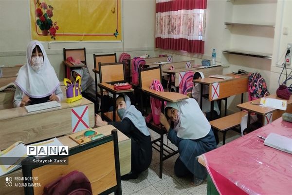 مانور زلزله در دبستان فرهنگ کاشمر