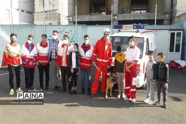 مانور زلزله و ایمنی مدارس شهرستان رباط‌کریم همزمان با مدارس سراسر کشور