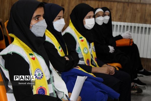 مانور سراسری زلزله در مدرسه دخترانه مصلی نژاد شهر یاسوج