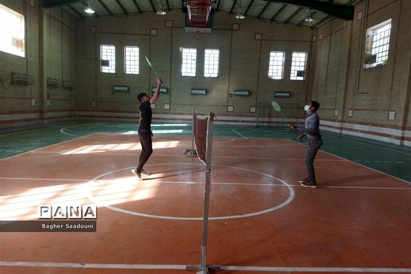 برگزاری مسابقات ورزشی دانش‌آموزان ویژه هفته بسیج در شهرستان حمیدیه