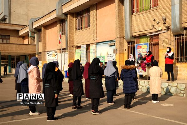 مانور سراسری زلزله در دبیرستان جانبازان منطقه ۱۴