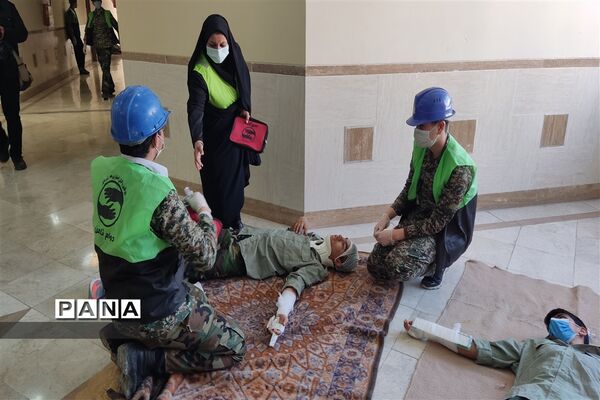 مانور سراسری زلزله و ایمنی در مدارس ناحیه۶ مشهد