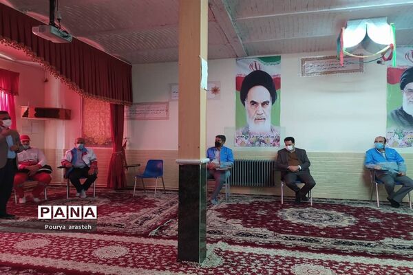 مانور سراسری زلزله در مدرسه مصطفی خمینی شهرستان خوسف