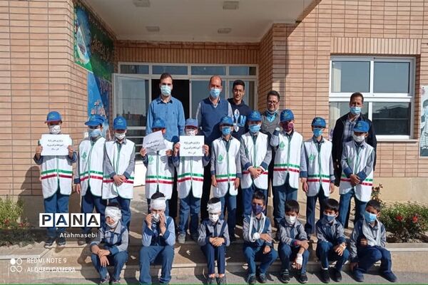 برگزاری مانور زلزله در مدرسه برکت شهرستان ورزنه