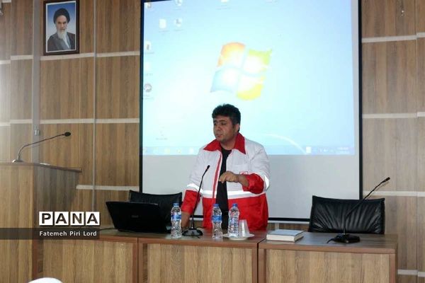 برگزاری دوره آموزش مقابله با بلایای طبیعی در قزوین
