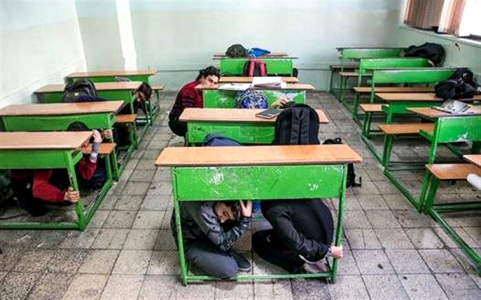 1100 مدرسه استان سمنان میزبان مانور زلزله شدند