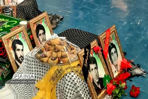 برگزاری مراسم لاله‌های روشن در منطقه رودهن