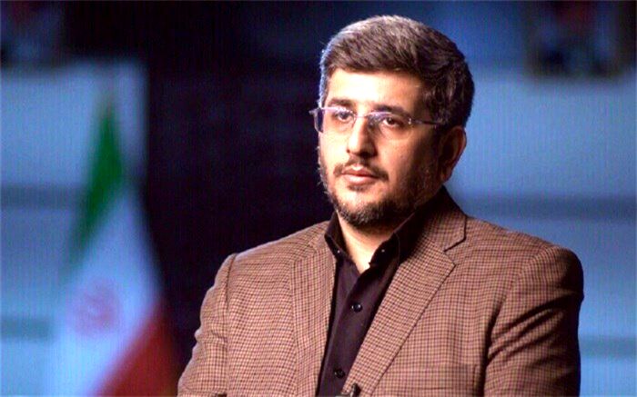 محسن یزدی: گاهی بی‌بی‌سی باید برای ما مجوز صادر کند تا درباره موضوعی صحبت کنیم یا نکنیم!