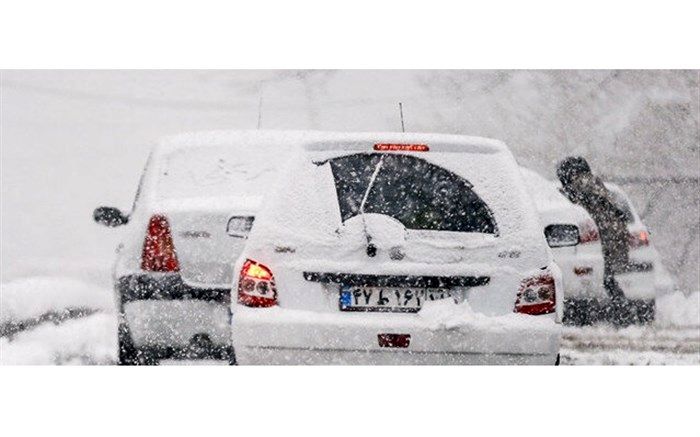 برف وکولاک در جاده‌های ۳۰ استان کشور
