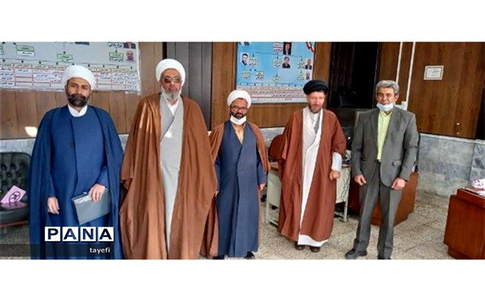 بازید مسئول آموزش‌های کاربردی حوزه‌های علمیه خراسان‌رضوی از مدارس چناران