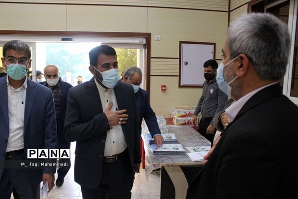 همایش تجلیل از دانش‌آموزان تراز انقلاب اسلامی استان بوشهر