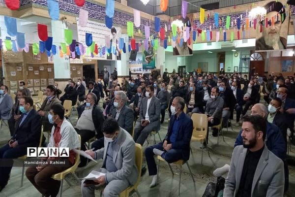 دیدار فرمانده سپاه محمد رسول الله تهران با فرماندهان پایگاه ها و حوزه های ناحیه بسیج مالک اشتر