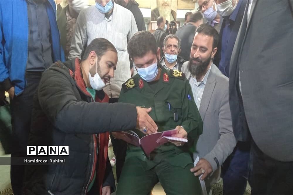دیدار فرمانده سپاه محمد رسول الله تهران با فرماندهان پایگاه ها و حوزه های ناحیه بسیج مالک اشتر