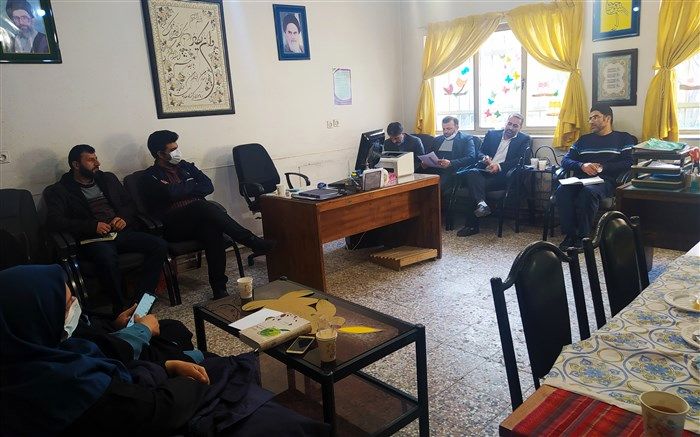 ترغیب دانش‌آموزان به فعالیت‌های پرورشی باعث کاهش آسیب‌های اجتماعی می‌شود