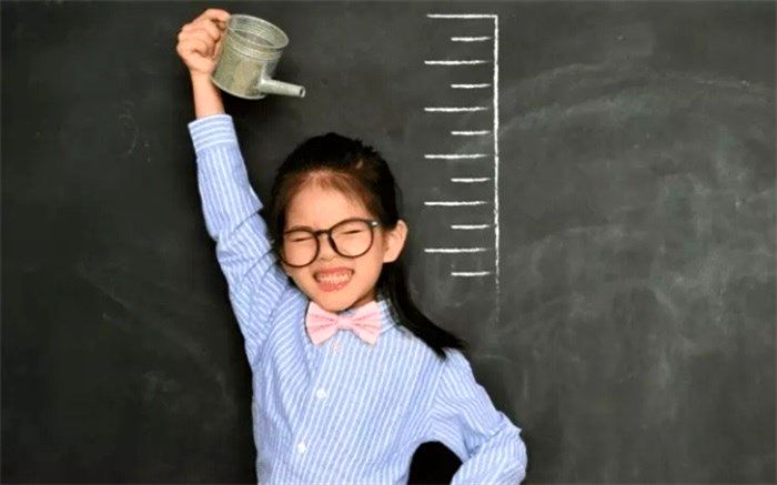 مادران گول صورت ماه شب چهارده بچه‌ها را نخورند؛ سوپر فودی برای رشد بچه نداریم