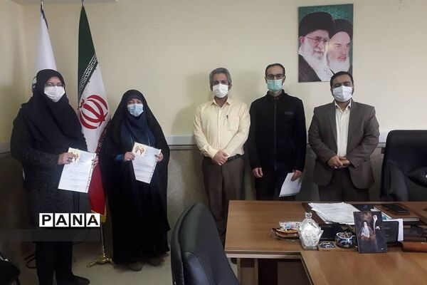 تجلیل از فرهنگیان و دانش‌آموزان برگزیده شهرستان پردیس در حوزه پرورشی