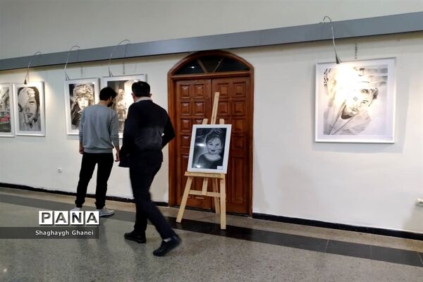 نمایشگاه نقاشی هنرجویان آموزشگاه پرستو در فرهنگسرای اشراق