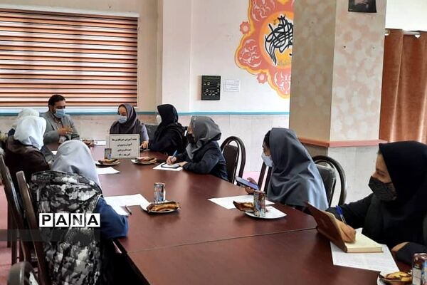 جلسه آموزشی خبرگزاری پانا در شهرستان پردیس