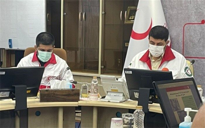 علیرضا دبیر داوطلب هلال‌احمر شد