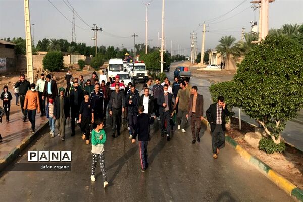 همایش پیاده‌روی در شهر دارخوین شادگان