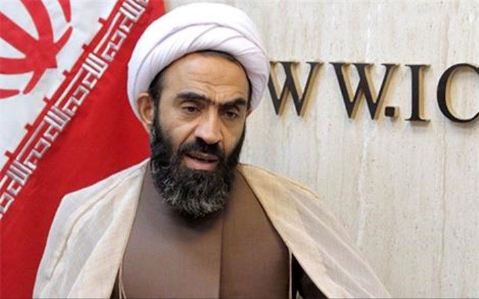 وزیر ارشاد باید در نحوه برگزاری جشنواره فجر بازنگری کند