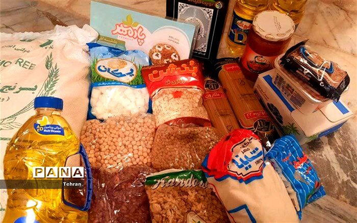 کمک‌رسانی به نیازمندان توسط خادمیاران منطقه ۱۴