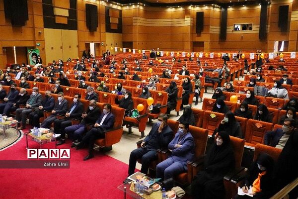 همایش بزرگداشت روز جهانی معلولین