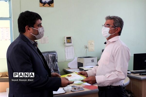 بازدید مدیر آموزش و پرورش شهرستان دشتی از آموزشگاه مهر خورموج