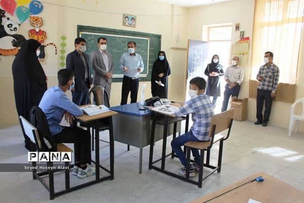بازدید مدیر آموزش و پرورش شهرستان دشتی از آموزشگاه مهر خورموج