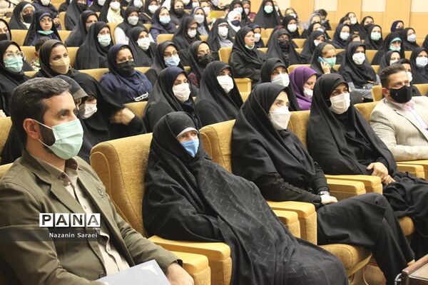 نشست سرپرست فرمانداری اسلامشهر با بانوان نخبه و کارآفرین