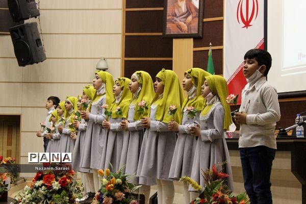 نشست سرپرست فرمانداری اسلامشهر با بانوان نخبه و کارآفرین