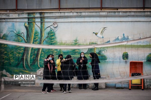 بازگشت دانش‌آموزان به مدرسه