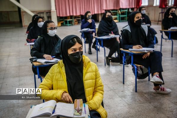 بازگشت دانش‌آموزان به مدرسه