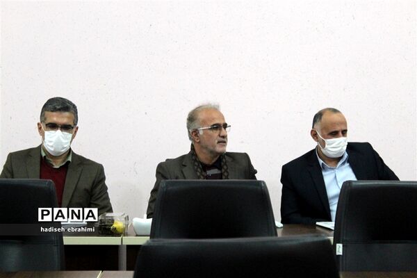 نشست معاونان آموزش متوسطه محور ۱ در گلوگاه