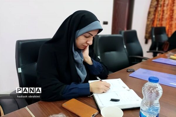 نشست معاونان آموزش متوسطه محور ۱ در گلوگاه