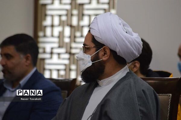 مراسم تجلیل از نخبگان قرآنی آموزش و پرورش ناحیه 3 تبریز