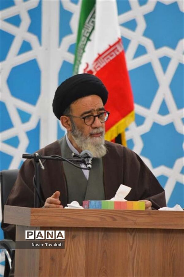 مراسم تجلیل از نخبگان قرآنی آموزش و پرورش ناحیه 3 تبریز