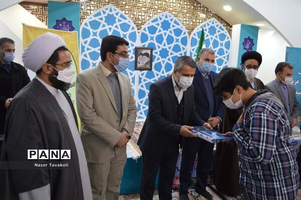 مراسم تجلیل از نخبگان قرآنی آموزش و پرورش ناحیه 3 تبریز