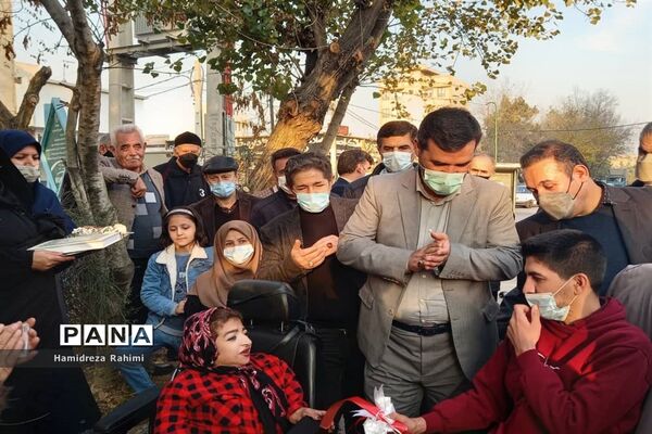 آیین بهره‌برداری از معبر مناسب‌سازی شده ویژه معلولان در منطقه ۱۵
