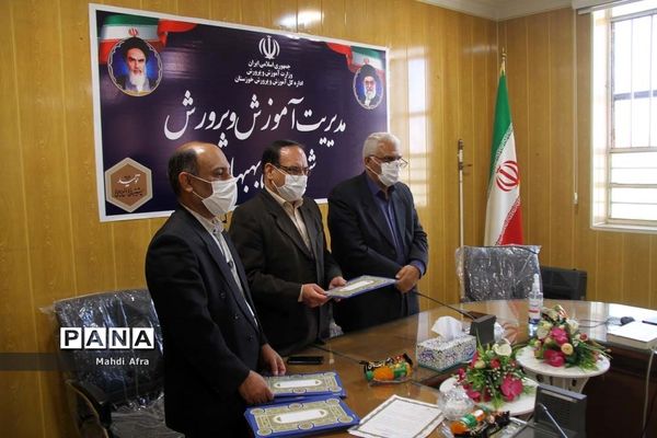 تقدیر از داوران و ناظران جشنواره نوجوان خوارزمی