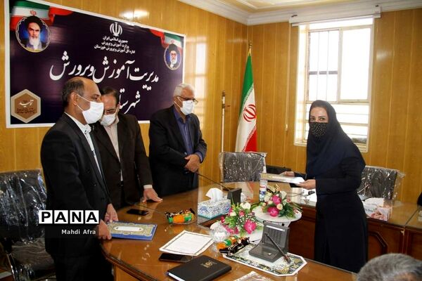تقدیر از داوران و ناظران جشنواره نوجوان خوارزمی