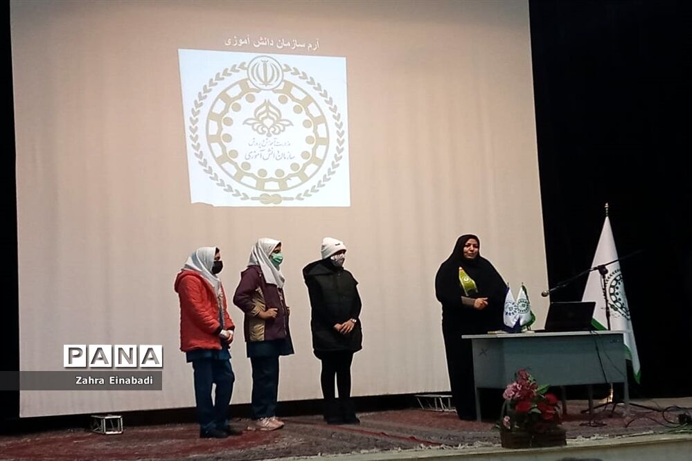 اولین جلسه آموزشی بازمهندسی تشکیلات پیشتازان در سازمان دانش‌آموزی ملارد