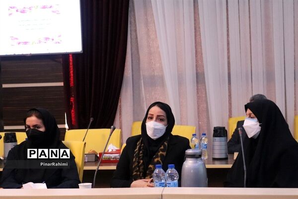 آیین تجلیل از منتخبان کشوری جشنواره فرهنگی هنری معلمان هنرمند مولف و پرسش مهر